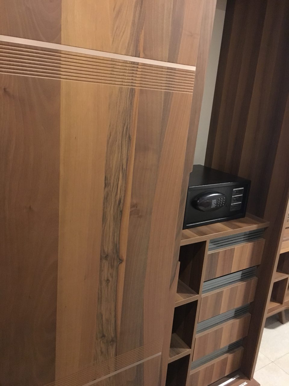 اتاق هتل کربلا الدولی 1