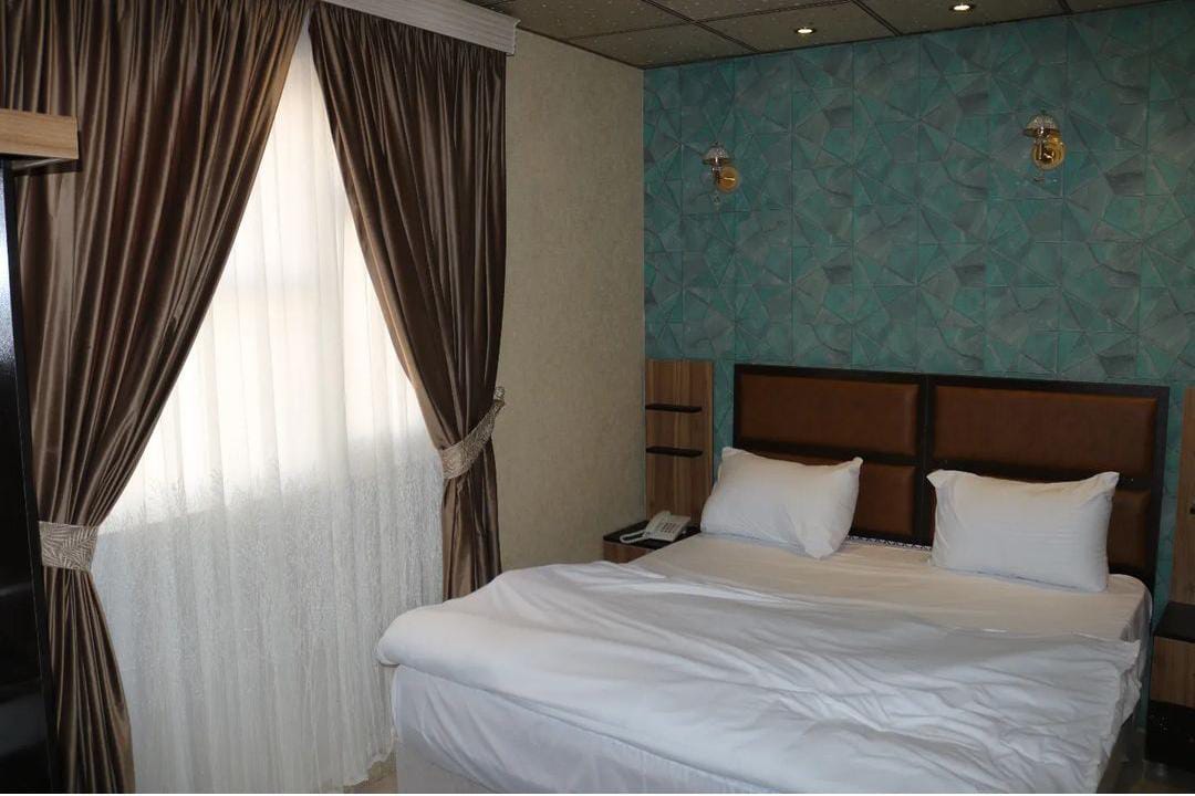 اتاق هتل دره العباس کربلا