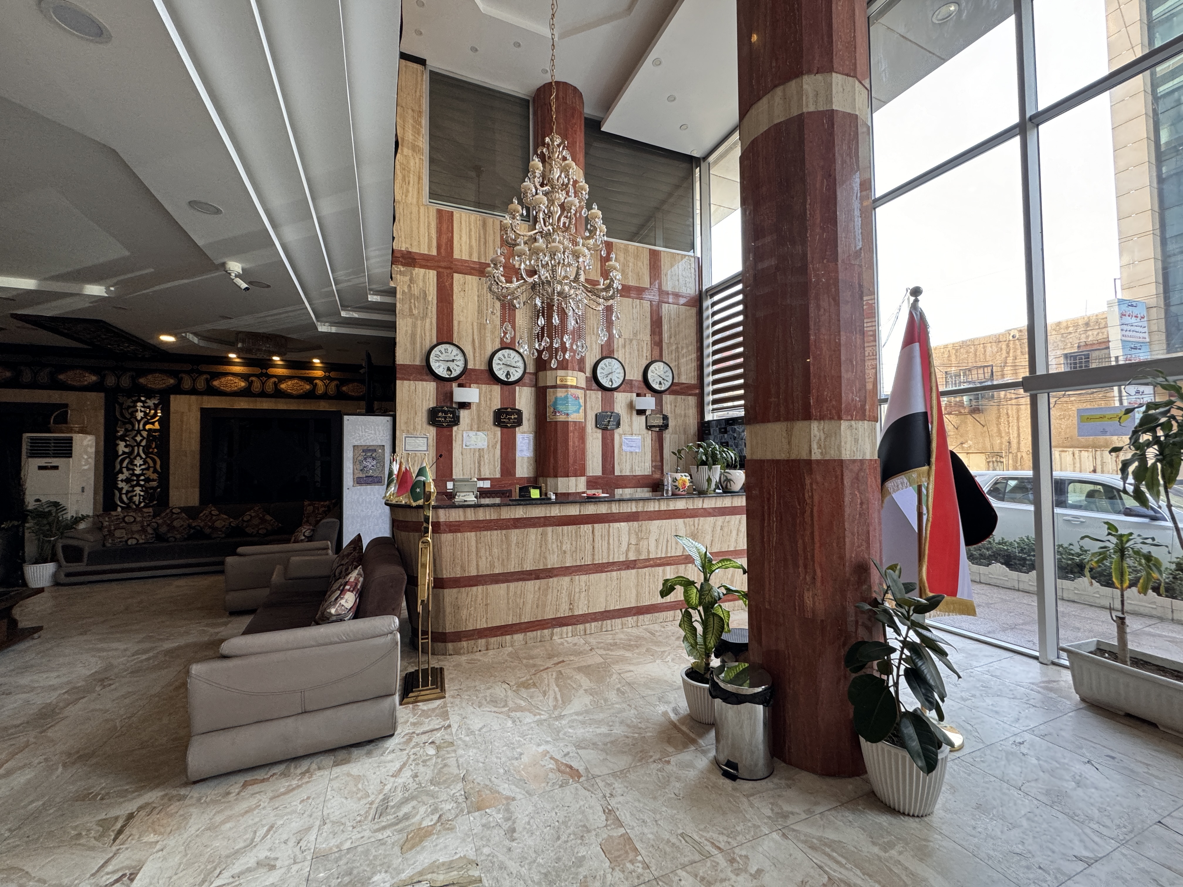 لابی هتل کمیل