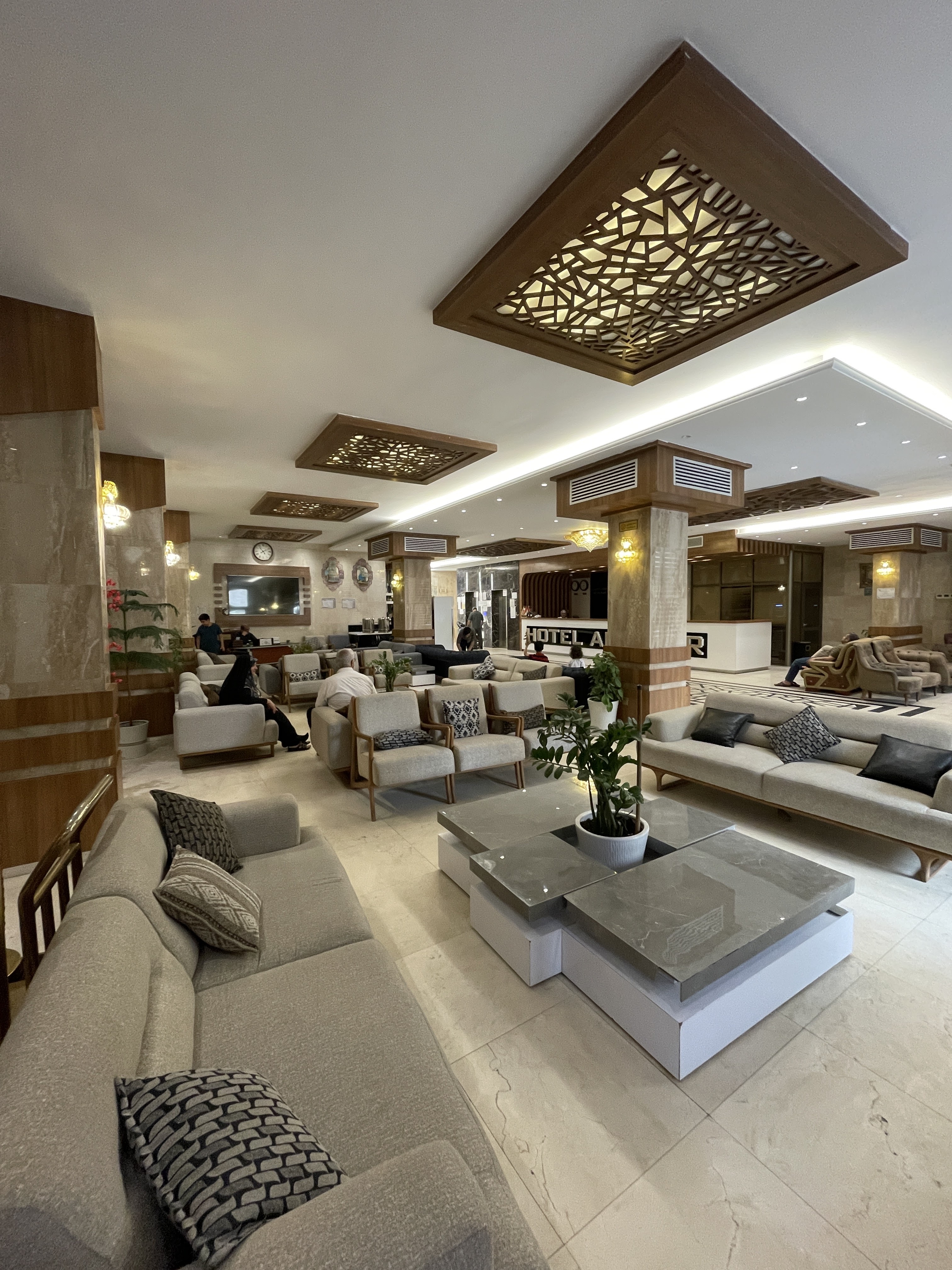 لابی هتل جابر