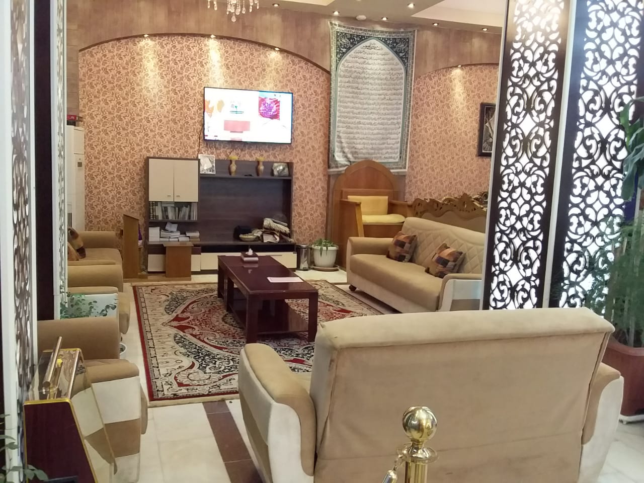 لالبی هتل قصر السلام