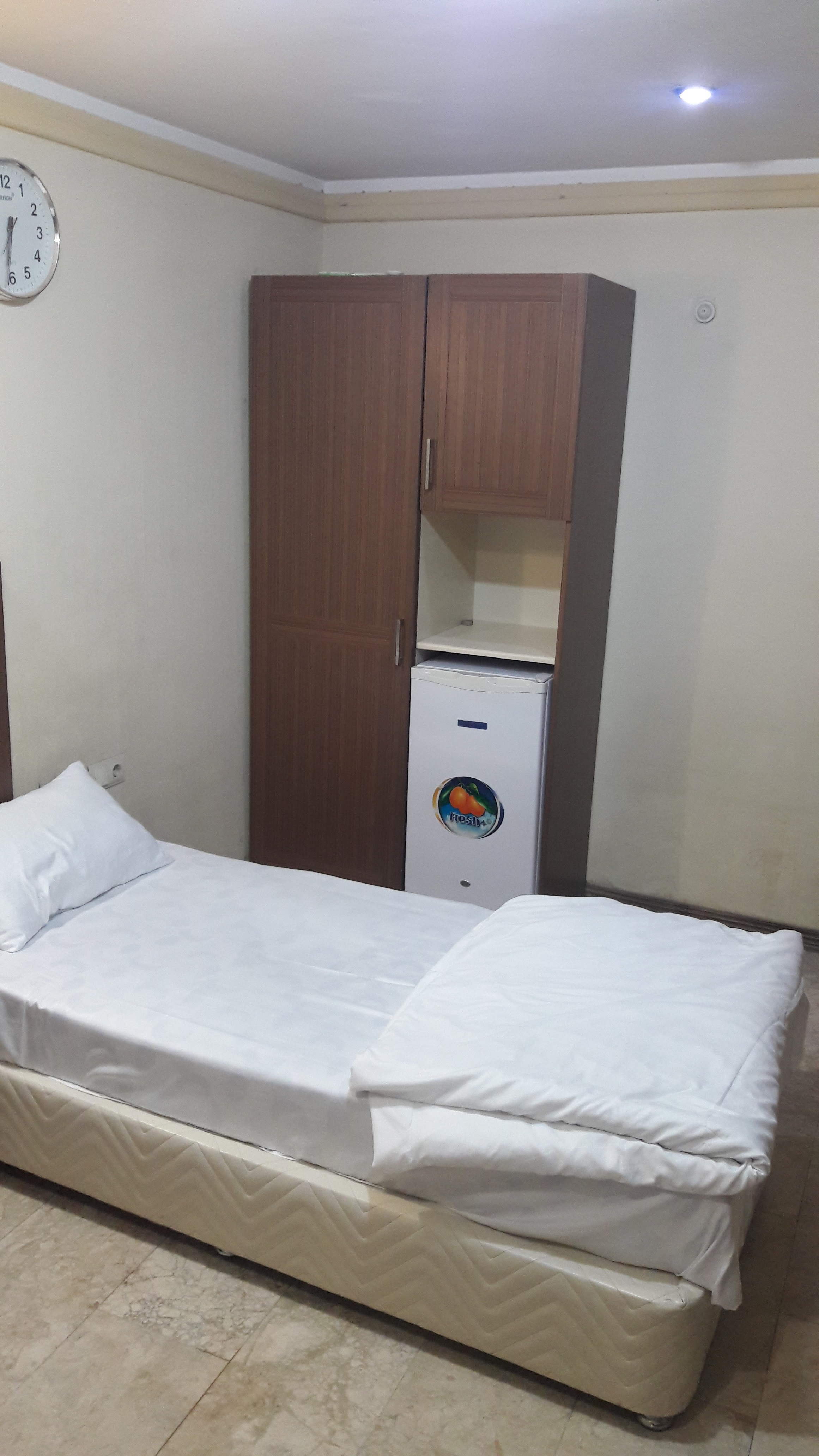 تور کربلا از شاهرود، زمینی، هتل زینه الارض 